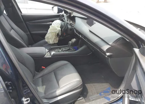 2022 Mazda Mazda3 Preferred из США, поврежденный, VIN 3MZBPACL1NM317741